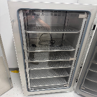 Thermo HERAtherm Refrigerated Incubator image 0